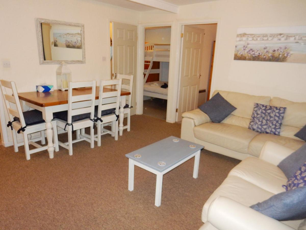 Dartmouth Chalet Holidays Экстерьер фото